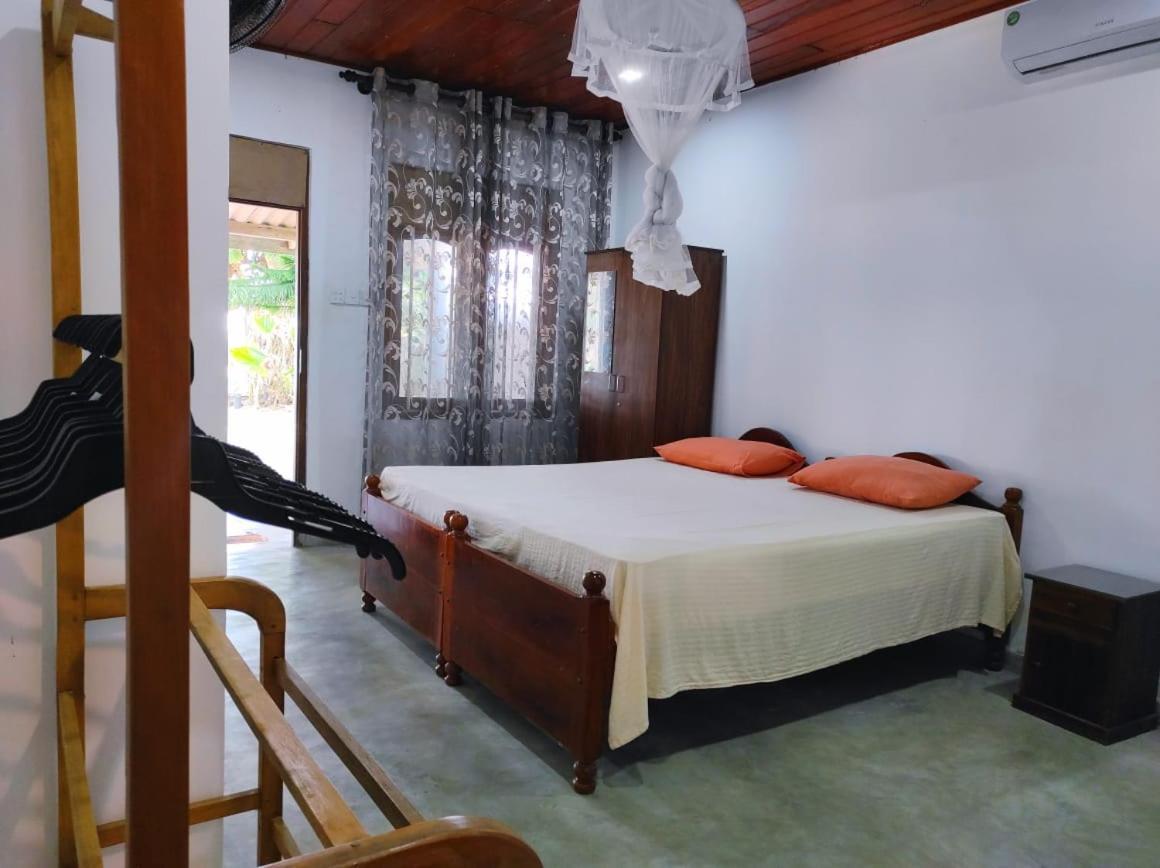 Blue Corals Beach Bungalow Matara Dış mekan fotoğraf